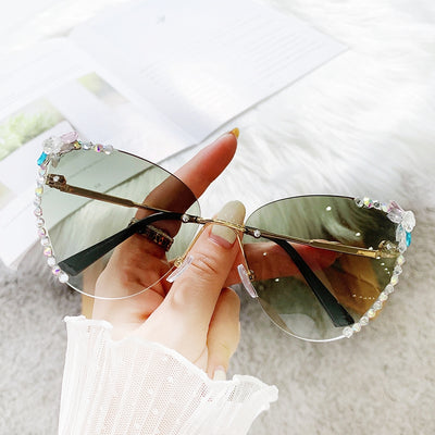 All Sunglasses – Liver & White